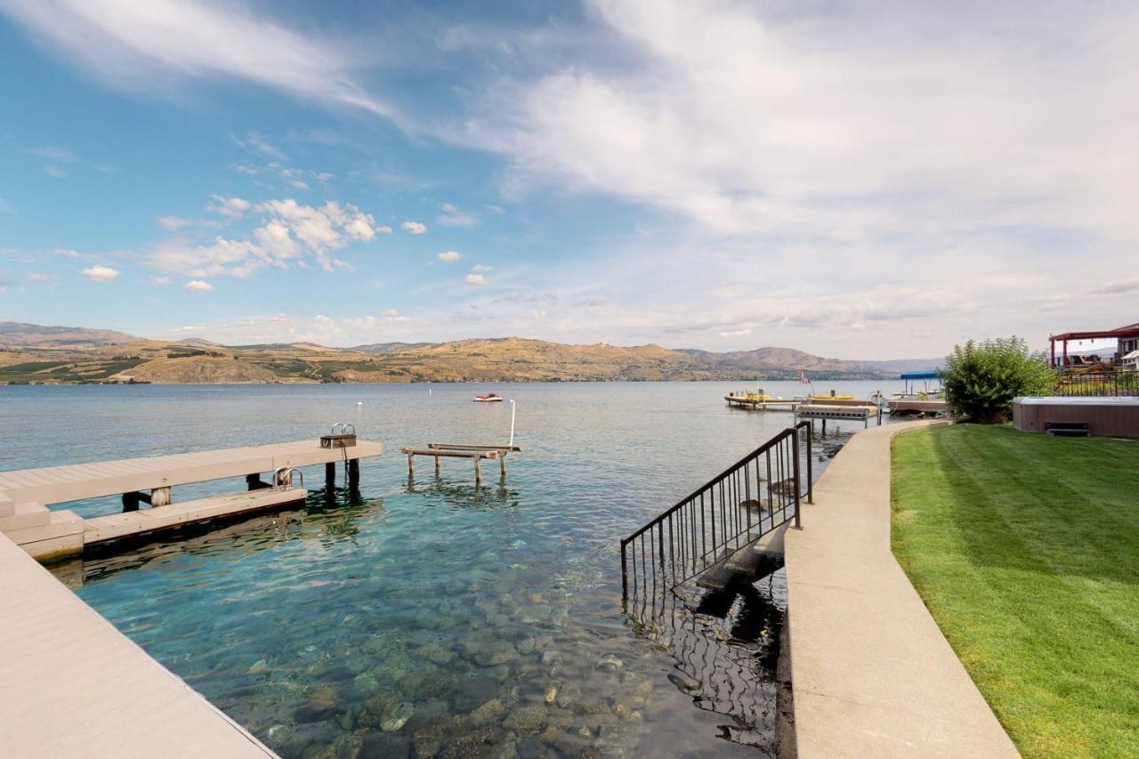 South Lakeshore Waterfront Oasis Chelan Exterior photo